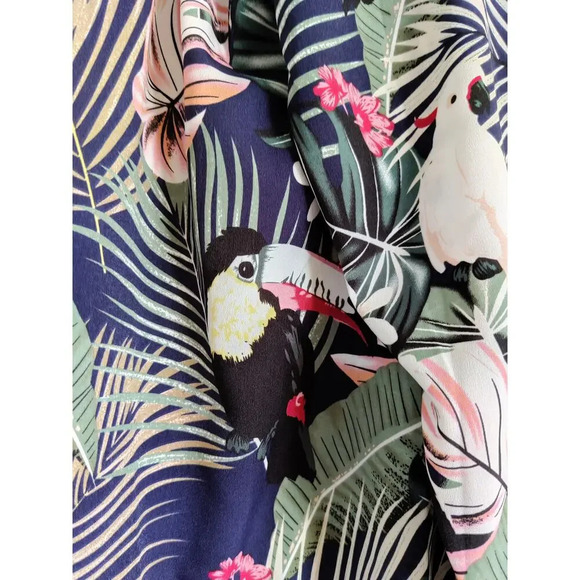 Umgee Tropical Tucan Leaf Forest Print Long Sleeve Shirt Button Up Size M - Picture 9 of 9